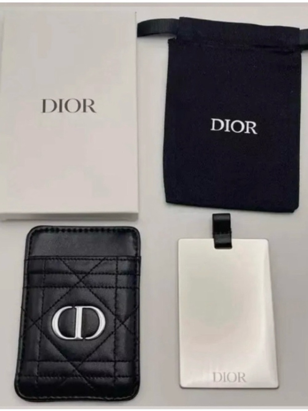 Dior - Picture 7 of 10